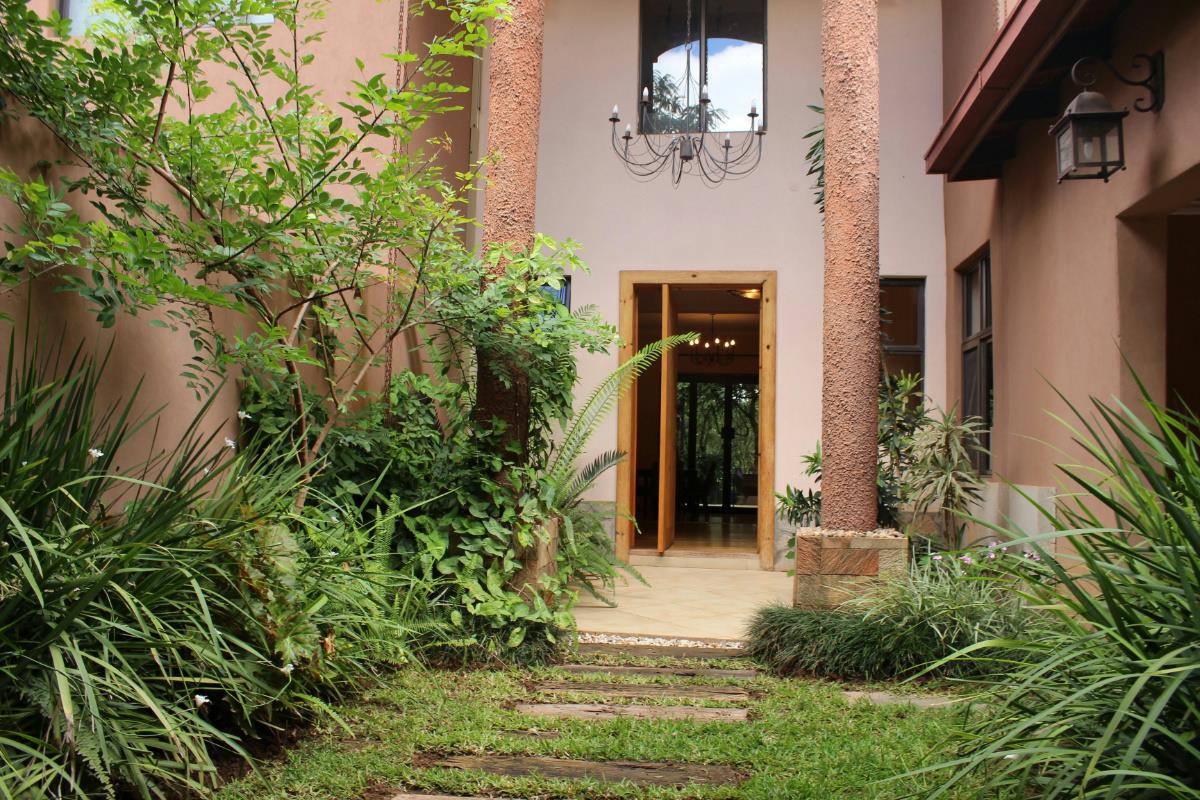 Double-storey house to rent in Leopards Hill, Zambia - 3ZA1558489