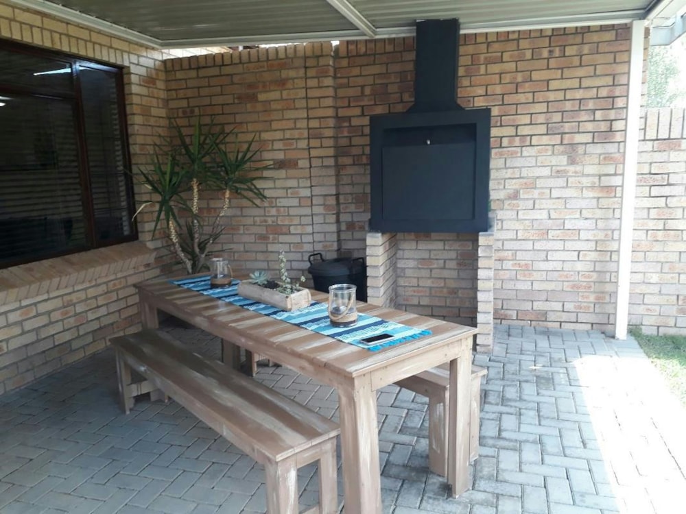 Security complex home to rent in Wilgehof - 1BX1728874