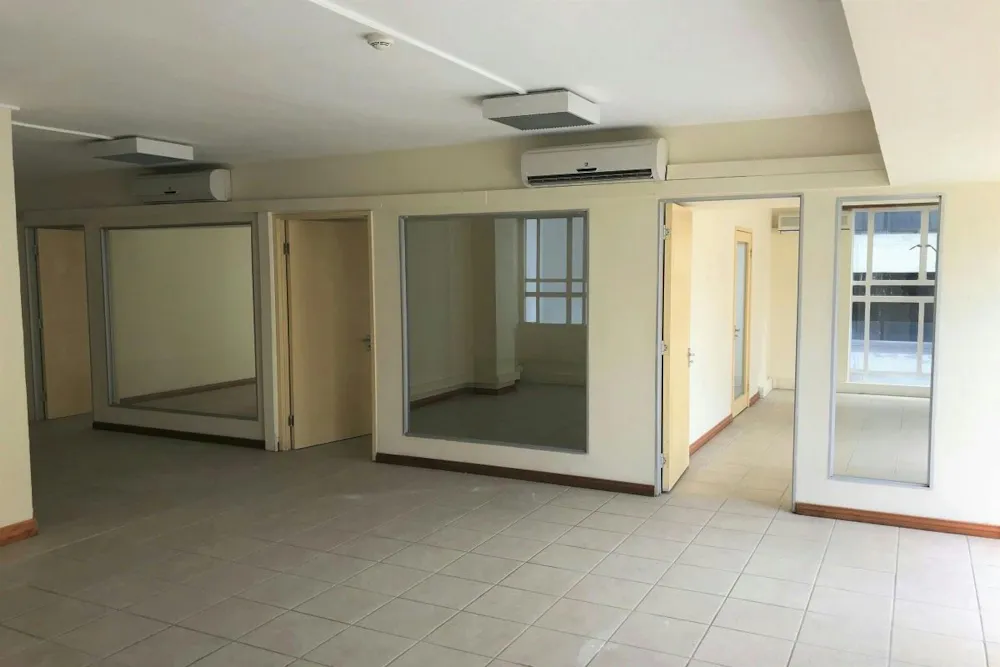 Commercial office to rent in Port Louis, Port Louis, Mauritius - MCB1368496 Commercial office to rent in Port Louis, Port Louis, Mauritius - MCB1368496