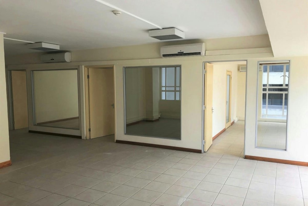 Commercial office to rent in Port Louis, Port Louis, Mauritius - MCB1368496 Commercial office to rent in Port Louis, Port Louis, Mauritius - MCB1368496