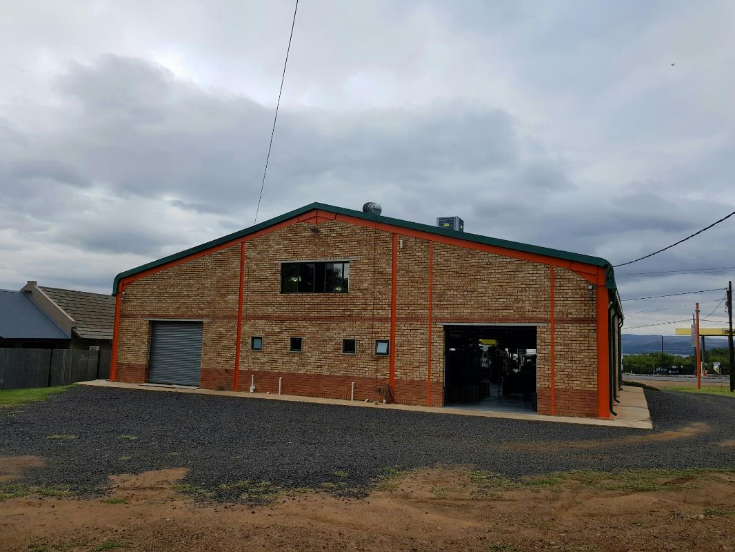 Commercial business for sale in Schoemansville - 1HR1383154