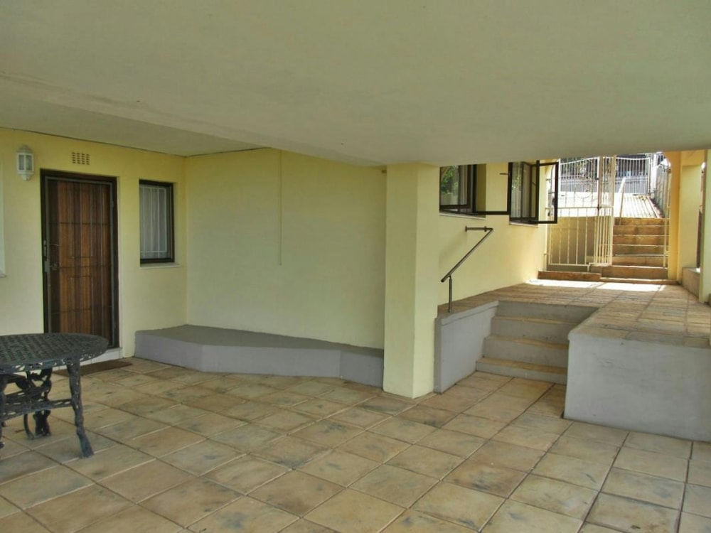 Cottage to rent in Durban North - 1ND1728853