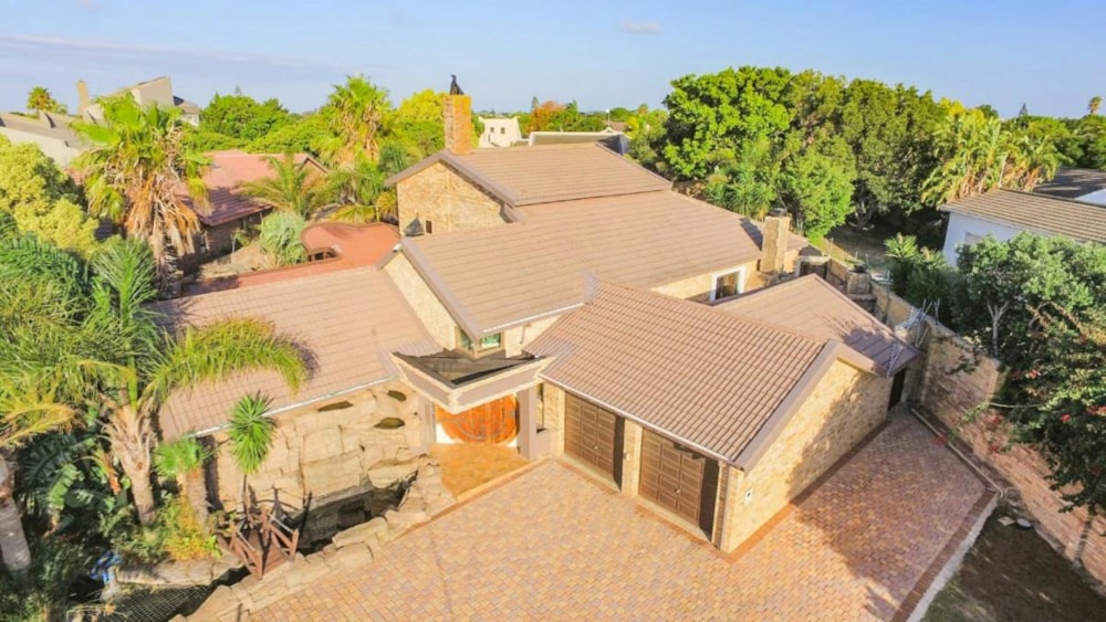 House for sale in Summerstrand - 1PLZ1366162