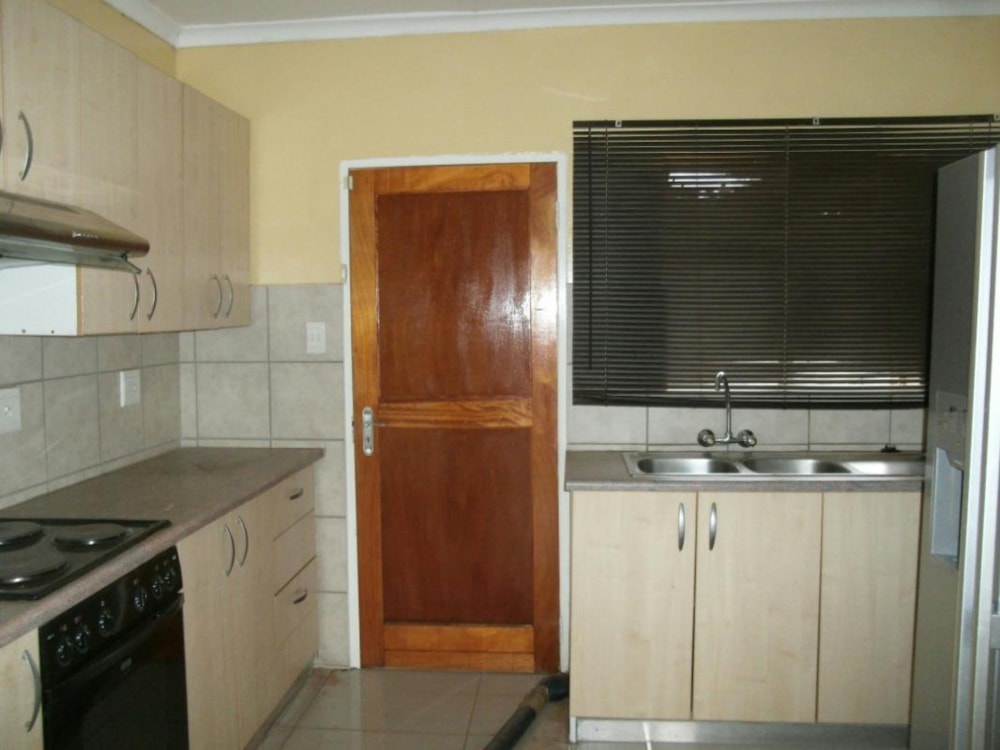 Townhouse sold in Riviera, Kimberley - 1KJ1695841 Townhouse sold in Riviera, Kimberley - 1KJ1695841