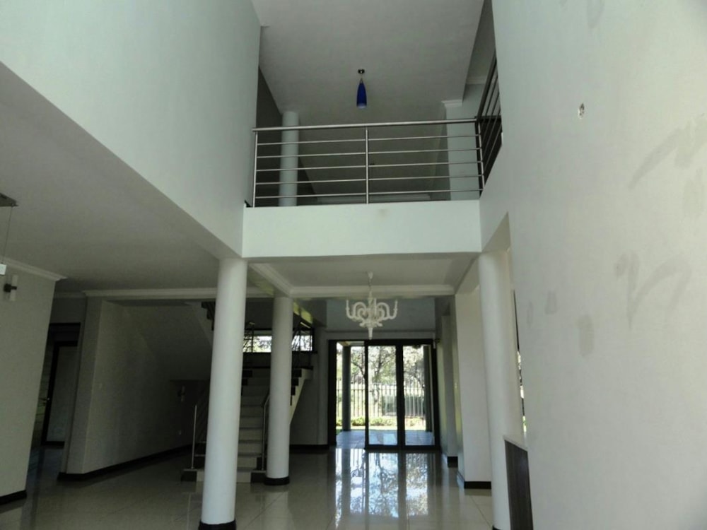 Golf estate house to rent in Phakalane Golf Estate, Botswana - 3BO1748070 Golf estate house to rent in Phakalane Golf Estate, Botswana - 3BO1748070