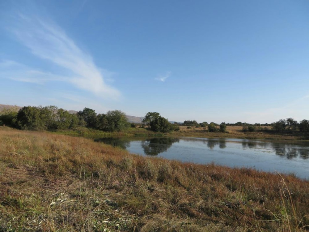 Smallholding for sale in Skeerpoort - 1HR1378321