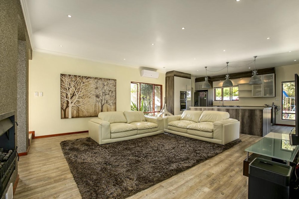 Security estate home for sale in Saddlebrook Estate - FW1569694