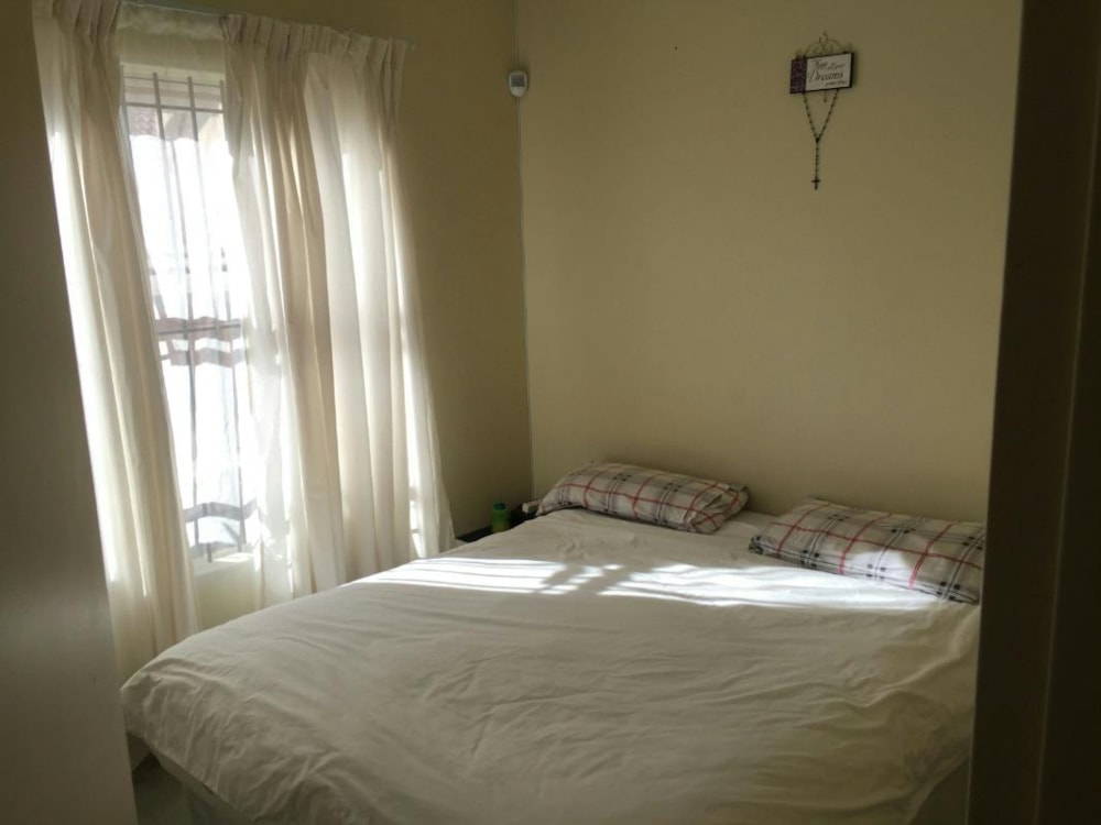 House let in Scottsdene - 1KV1705148 House let in Scottsdene - 1KV1705148