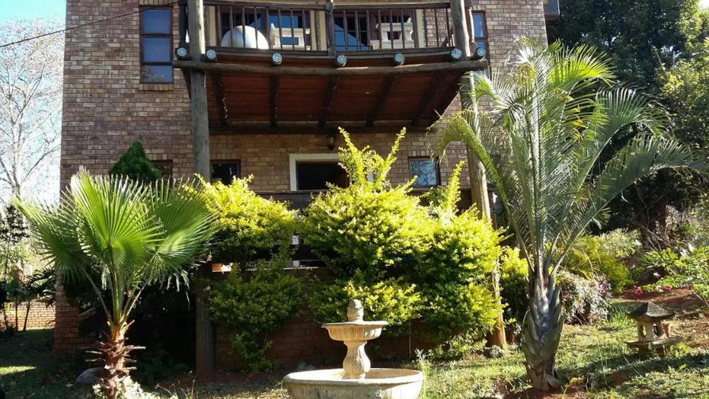 Double-storey house for sale in Sabie - 1LY1380547 Double-storey house for sale in Sabie - 1LY1380547