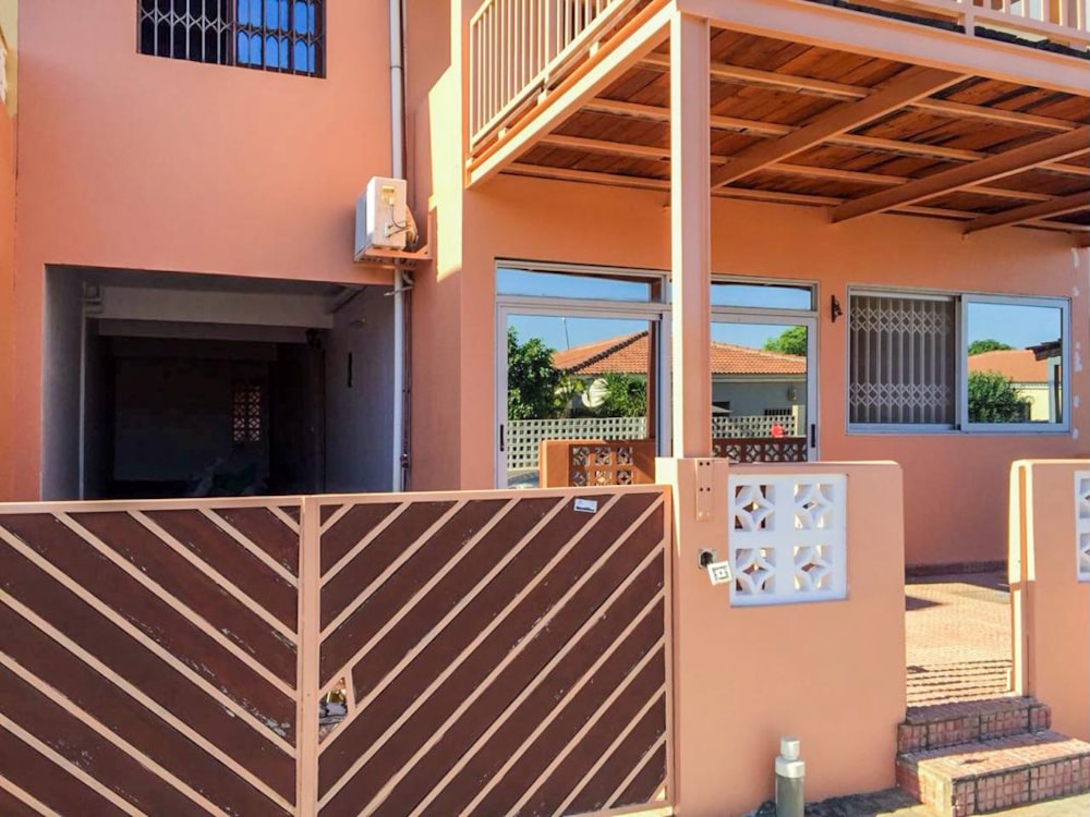 House for sale in Matola, Mozambique - 3MQ1594182 House for sale in Matola, Mozambique - 3MQ1594182