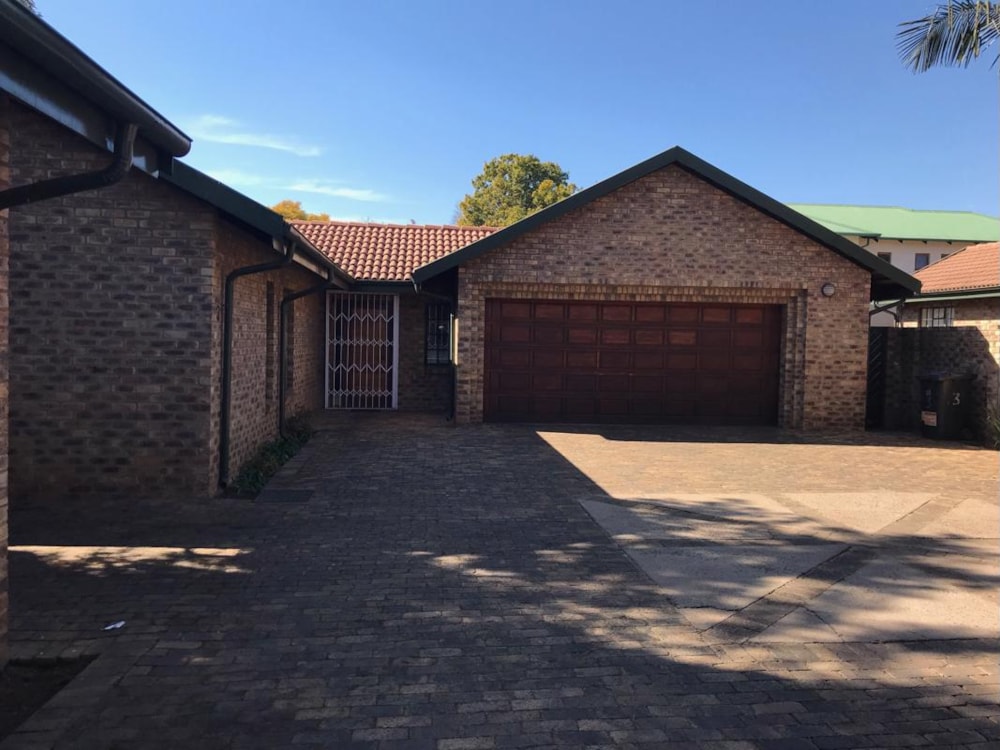 House for sale in Brooklyn, Pretoria East - PT1389703 House for sale in Brooklyn, Pretoria East - PT1389703