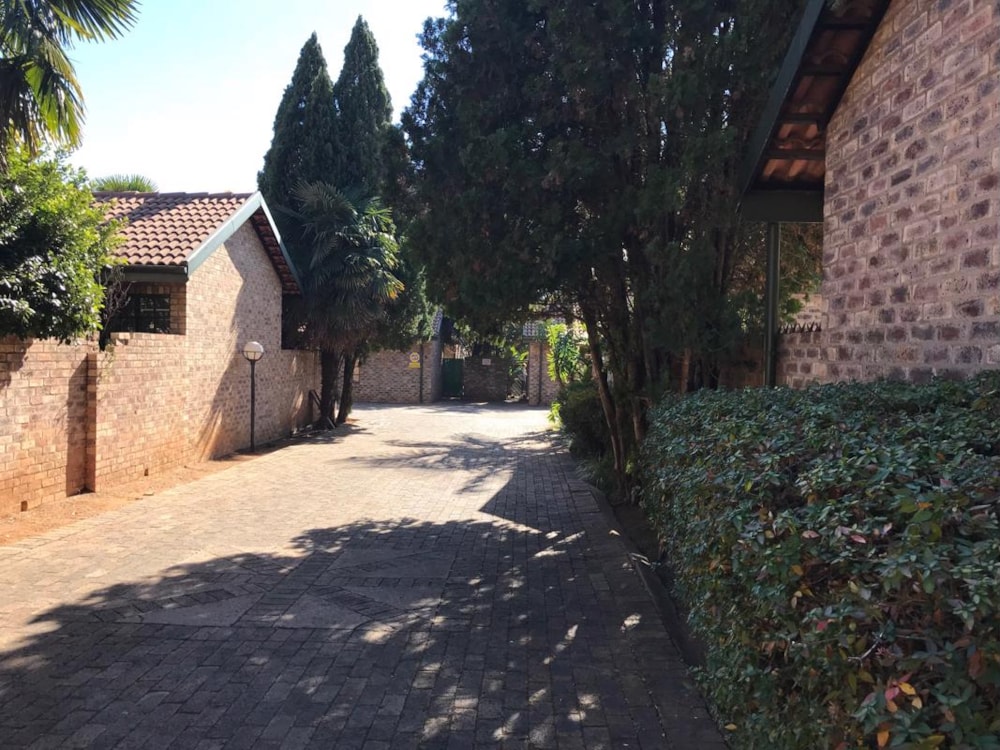 House for sale in Brooklyn, Pretoria East - PT1389703 House for sale in Brooklyn, Pretoria East - PT1389703