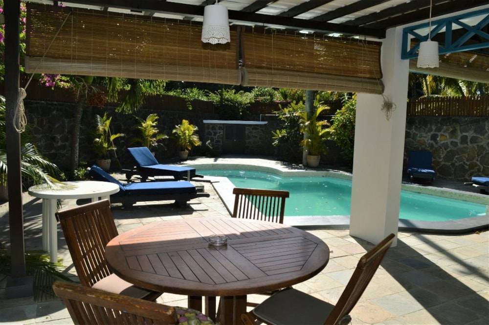 Double-storey house to rent in Bain Boeuf, Mauritius - MPR1736812