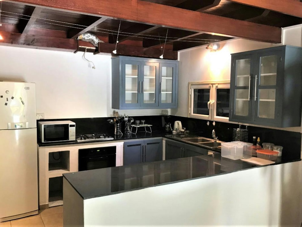 Double-storey house to rent in Bain Boeuf, Mauritius - MPR1736812