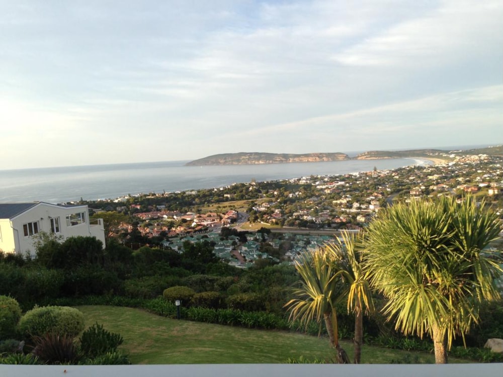 Apartment to rent in Signal Hill, Plettenberg Bay - 1KC1176451 Apartment to rent in Signal Hill, Plettenberg Bay - 1KC1176451