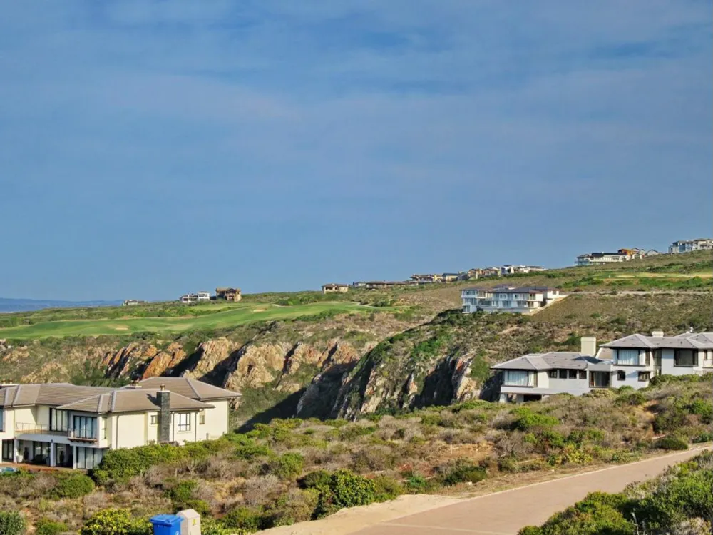 Residential vacant land for sale in Pinnacle Point Golf Estate - 1MB1389285