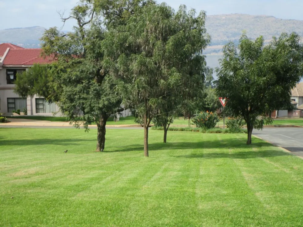 Vacant land for sale in Kosmos Ridge - 1HR1253738