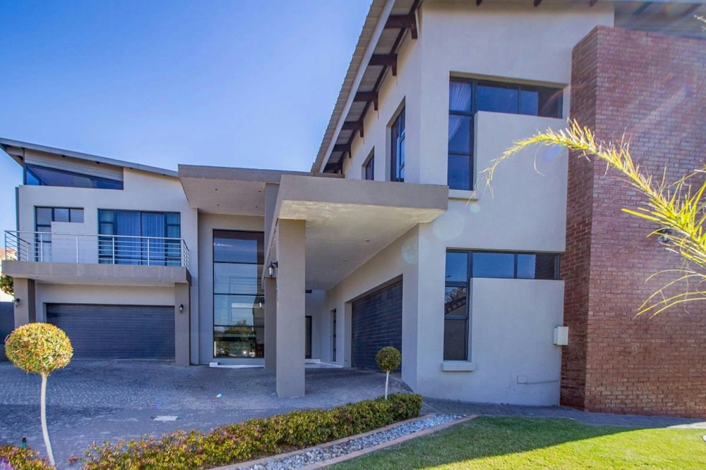 Double-storey house for sale in Copperleaf - 1CU1712031