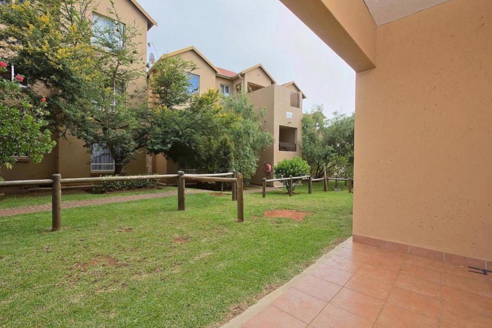 Apartment for sale in Pomona - 1KQ1392496