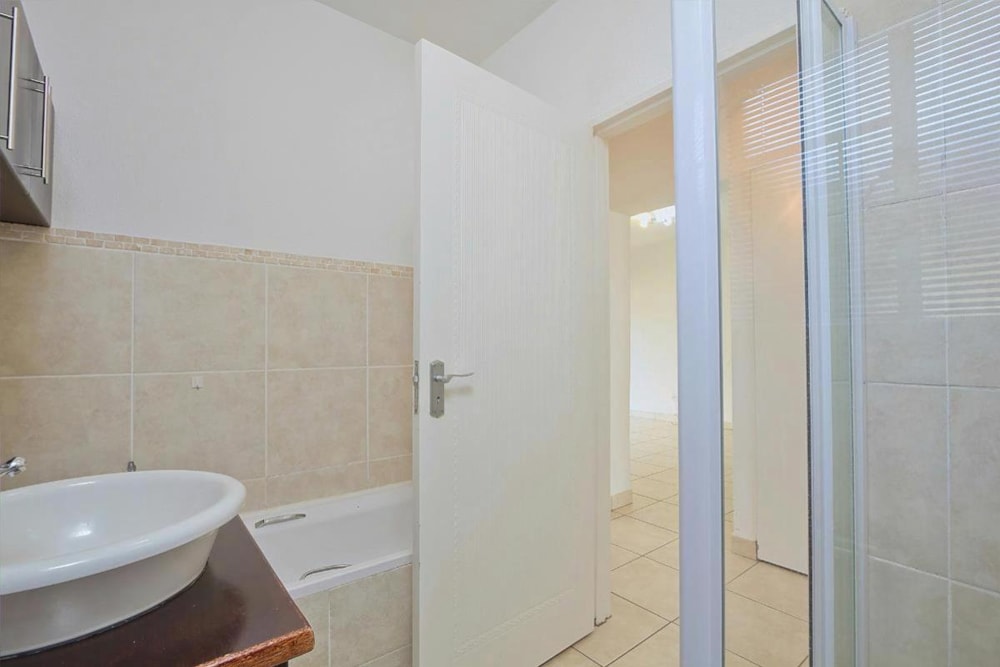 Apartment for sale in Pomona - 1KQ1392496