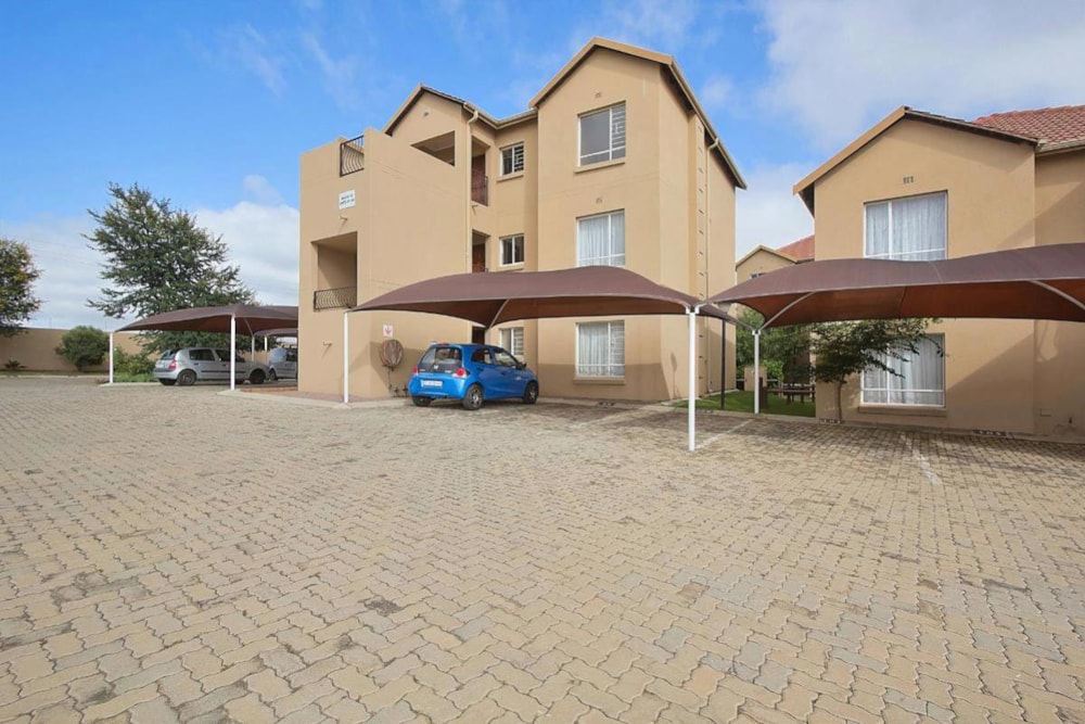 Apartment for sale in Pomona - 1KQ1392496