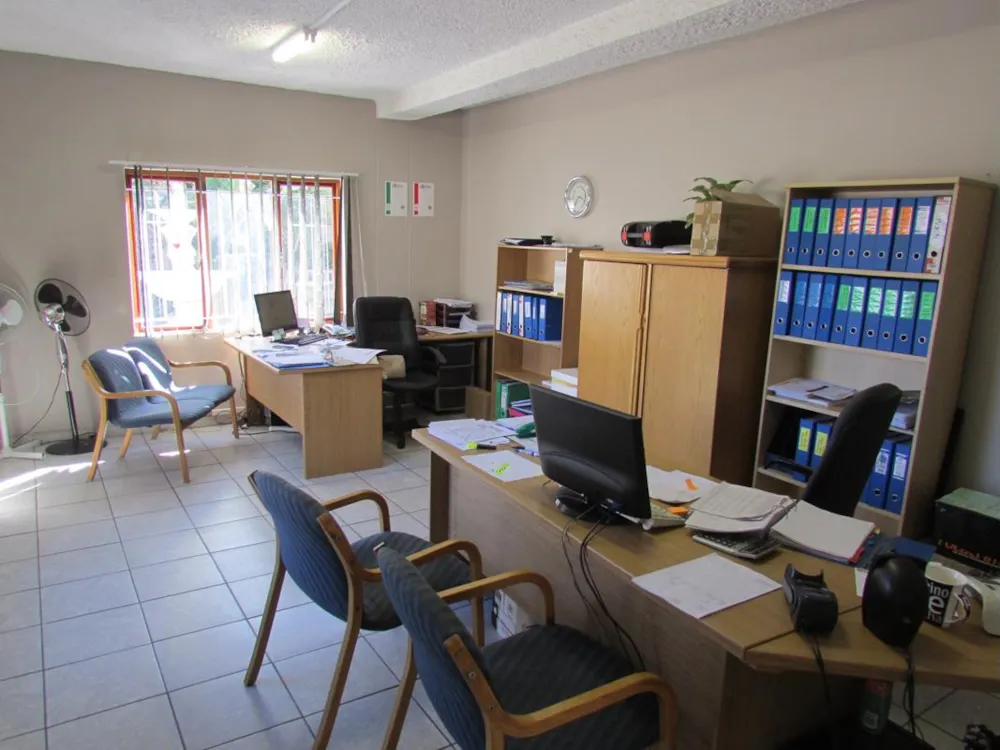 Commercial office for sale in Klein Windhoek, Namibia - 3NM1395146