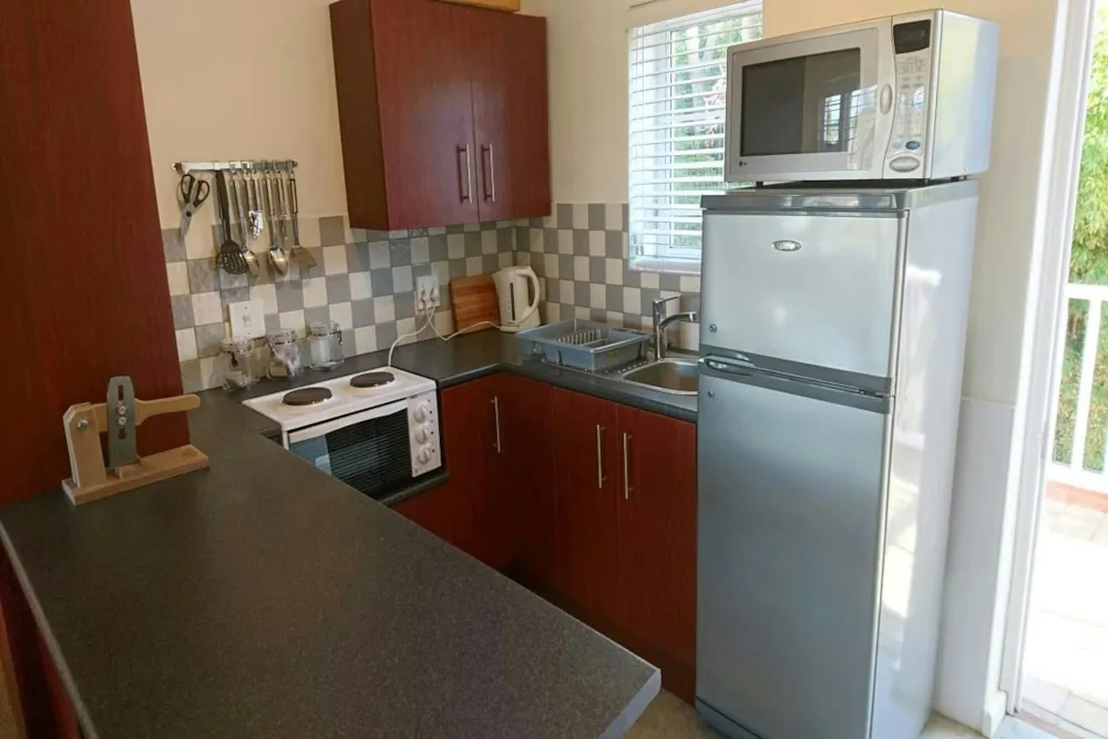 Bachelor apartment let in West Hill, Grahamstown, Makhanda - 1GC1712057 Bachelor apartment let in West Hill, Grahamstown, Makhanda - 1GC1712057