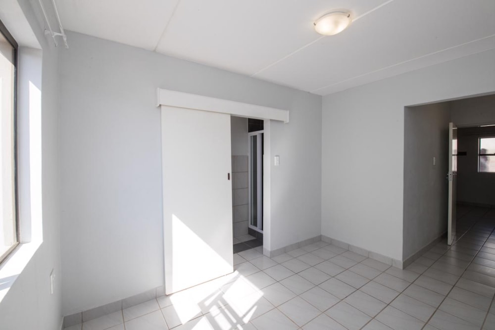 Apartment to rent in Die Hoewes - CNL1639447