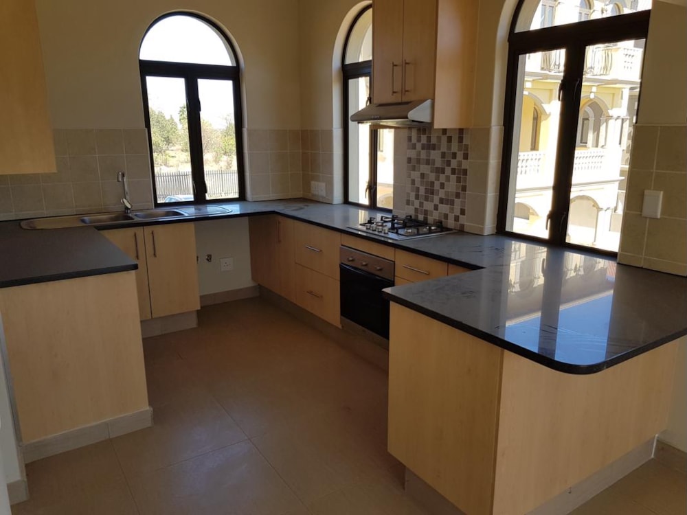 House for sale in Ifafi - 1HR1581977