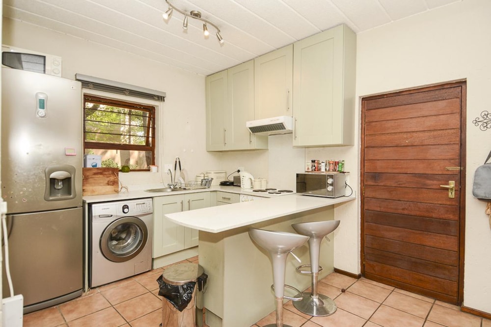 Apartment to rent in Douglasdale - FYL1747248