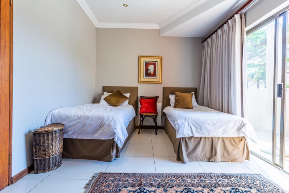 Garden apartment let in Silver Lakes Golf Estate - PTL1688896 Garden apartment let in Silver Lakes Golf Estate - PTL1688896