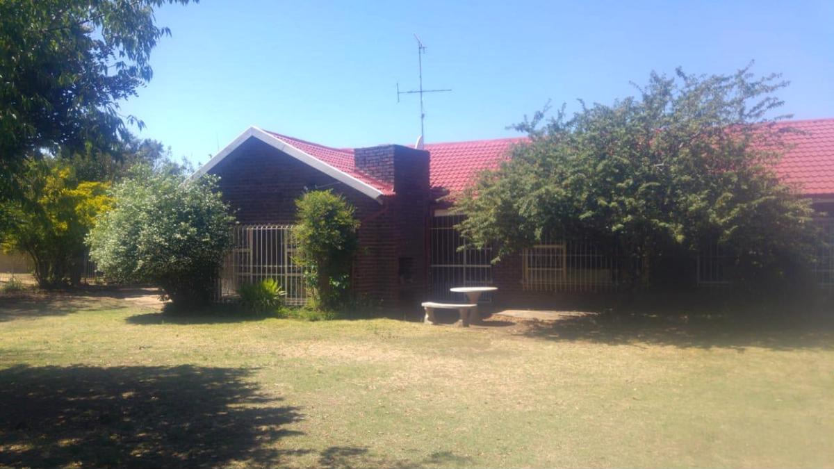 House to rent in Sharon Park - 1SP1743698