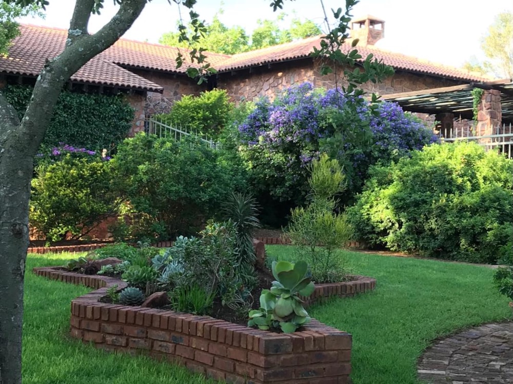 Smallholding for sale in Broederstroom - 1HR1403718