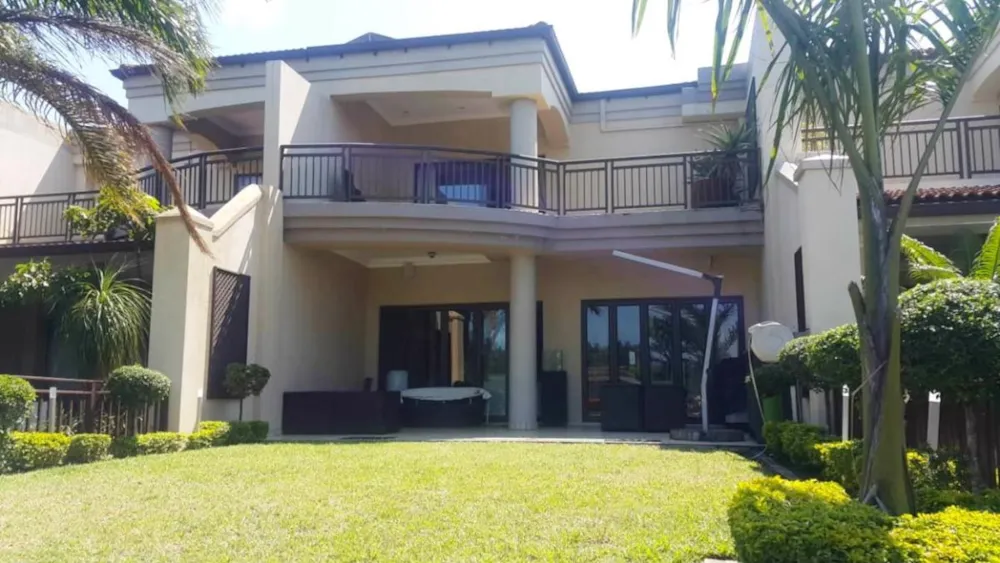 Security estate home for sale in Meer en See - 1RY1403835