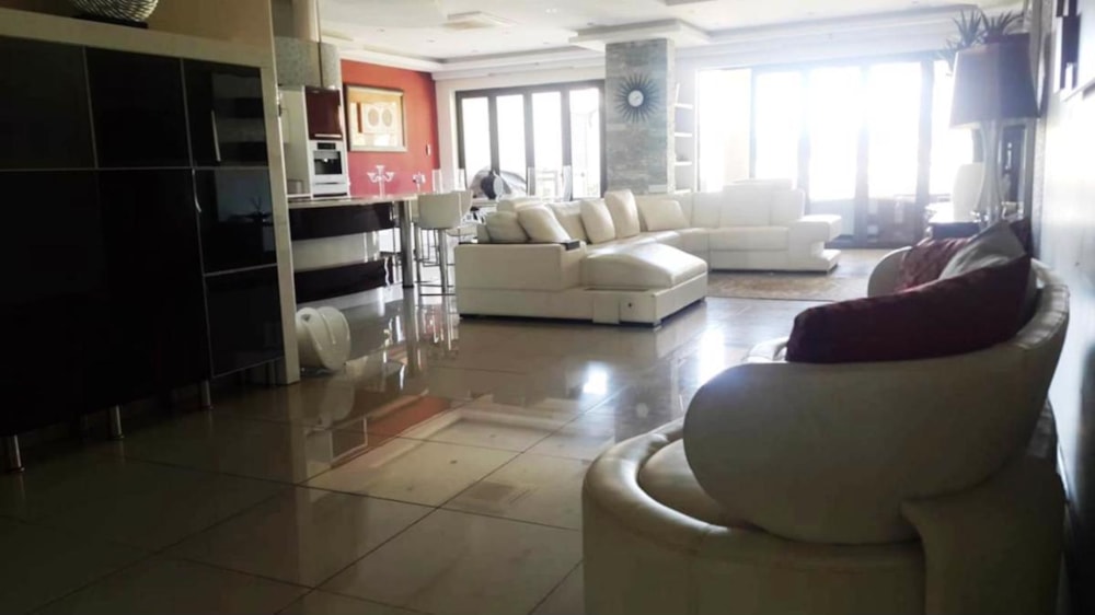 Security estate home for sale in Meer en See - 1RY1403835 Security estate home for sale in Meer en See - 1RY1403835