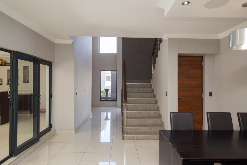 Double-storey house for sale in Midstream Estate - CN1747809