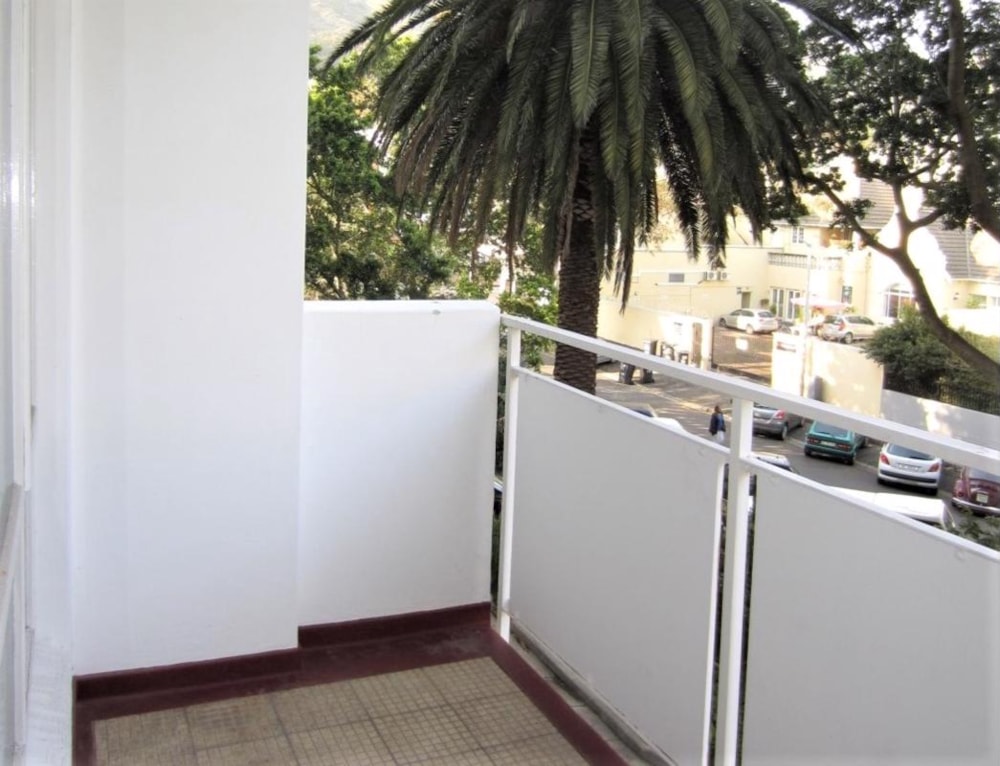 Apartment to rent in Sea Point - ASL1729072