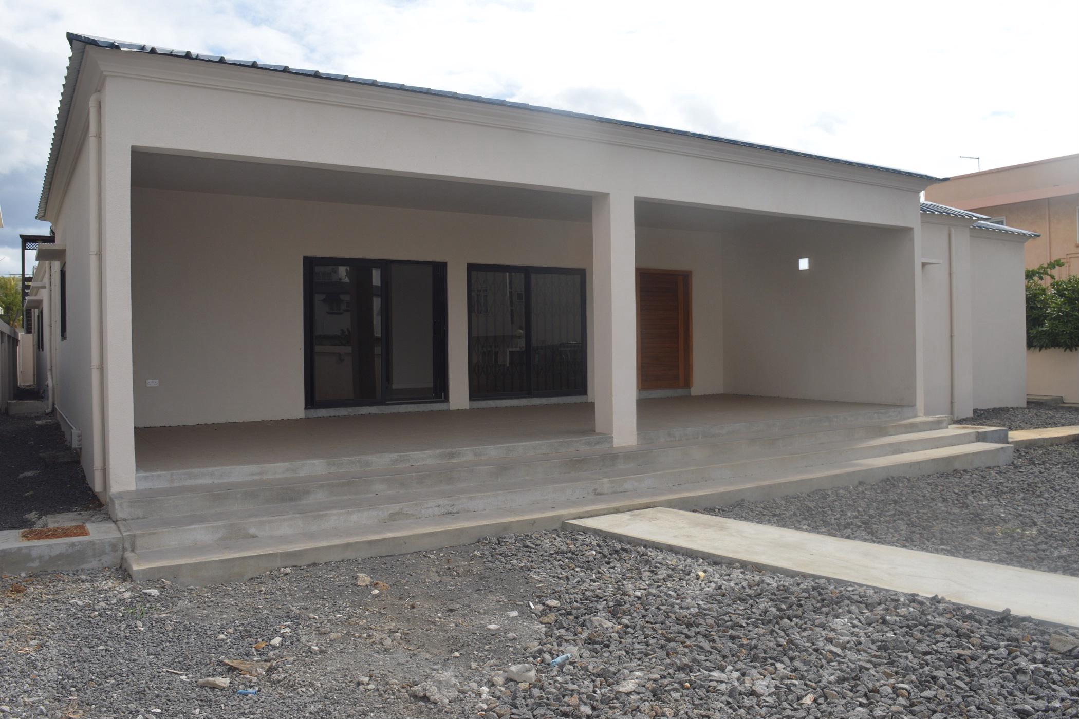 House for sale in Flic en Flac, Mauritius - MUR1406909