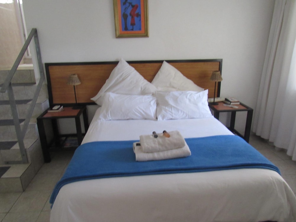 House for sale in Amanzimtoti - 1WB1407615 House for sale in Amanzimtoti - 1WB1407615