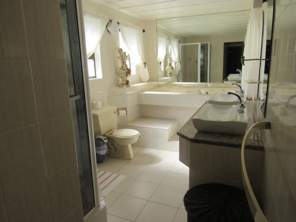 House for sale in Amanzimtoti - 1WB1407615