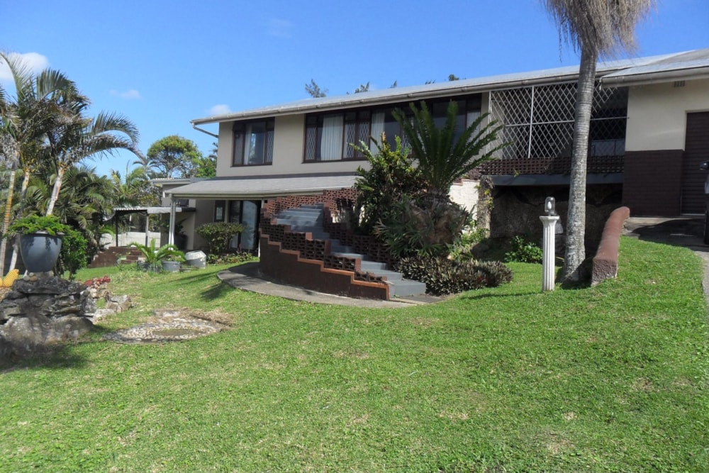 Double-storey house for sale in Port Edward - 1PD1409871 Double-storey house for sale in Port Edward - 1PD1409871