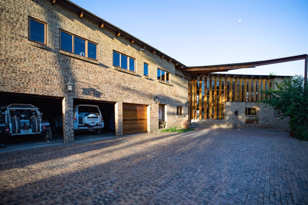 Double-storey house for sale in Kromdraai, Witbank, eMalahleni - 1WD1726732