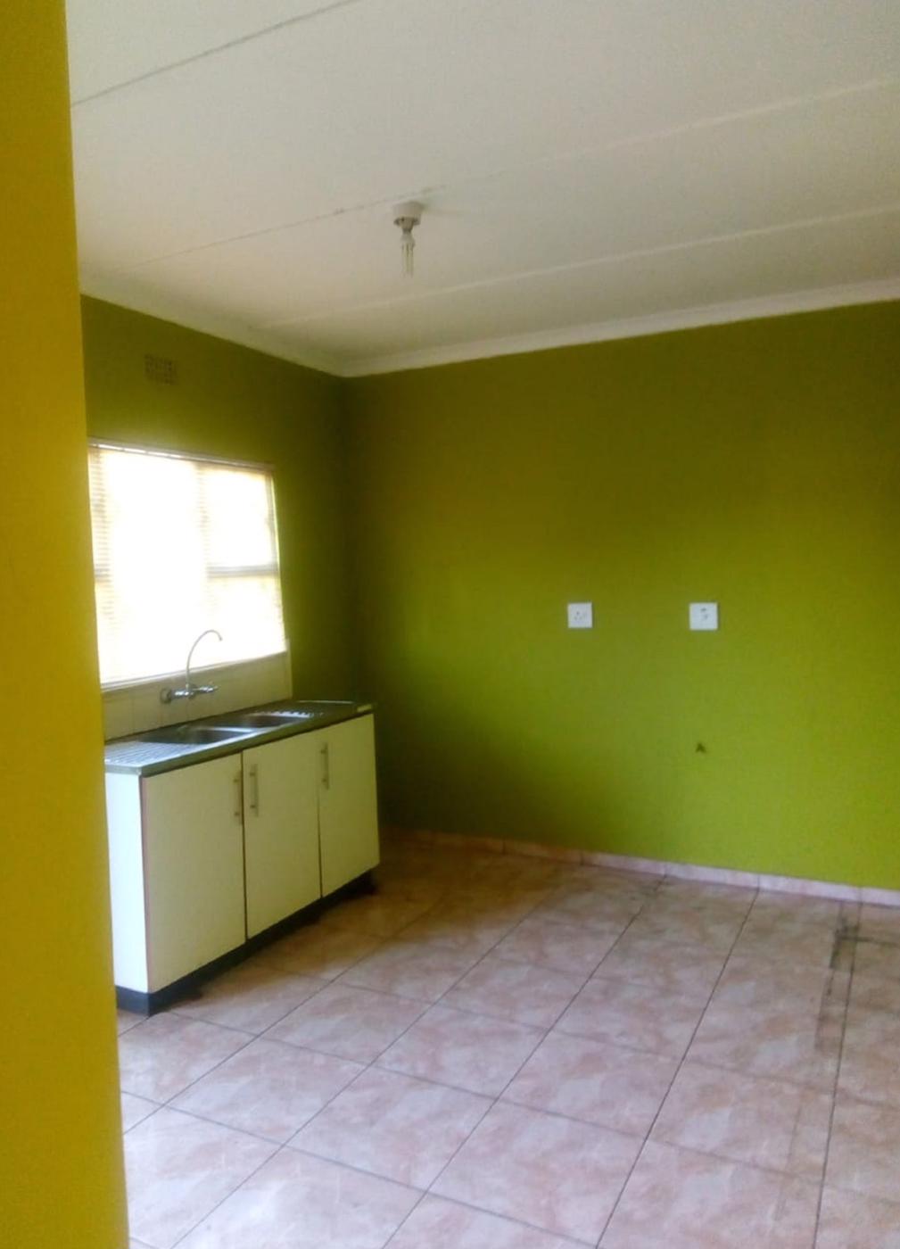 House for sale in Esikhawini - 1RY1414306