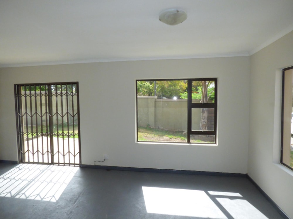Bachelor apartment to rent in Beacon Bay - 1EZ1751704 Bachelor apartment to rent in Beacon Bay - 1EZ1751704