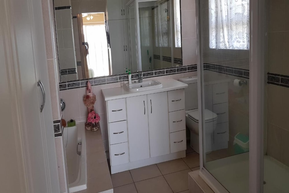 Townhouse for sale in Winklespruit - 1WB1610216 Townhouse for sale in Winklespruit - 1WB1610216