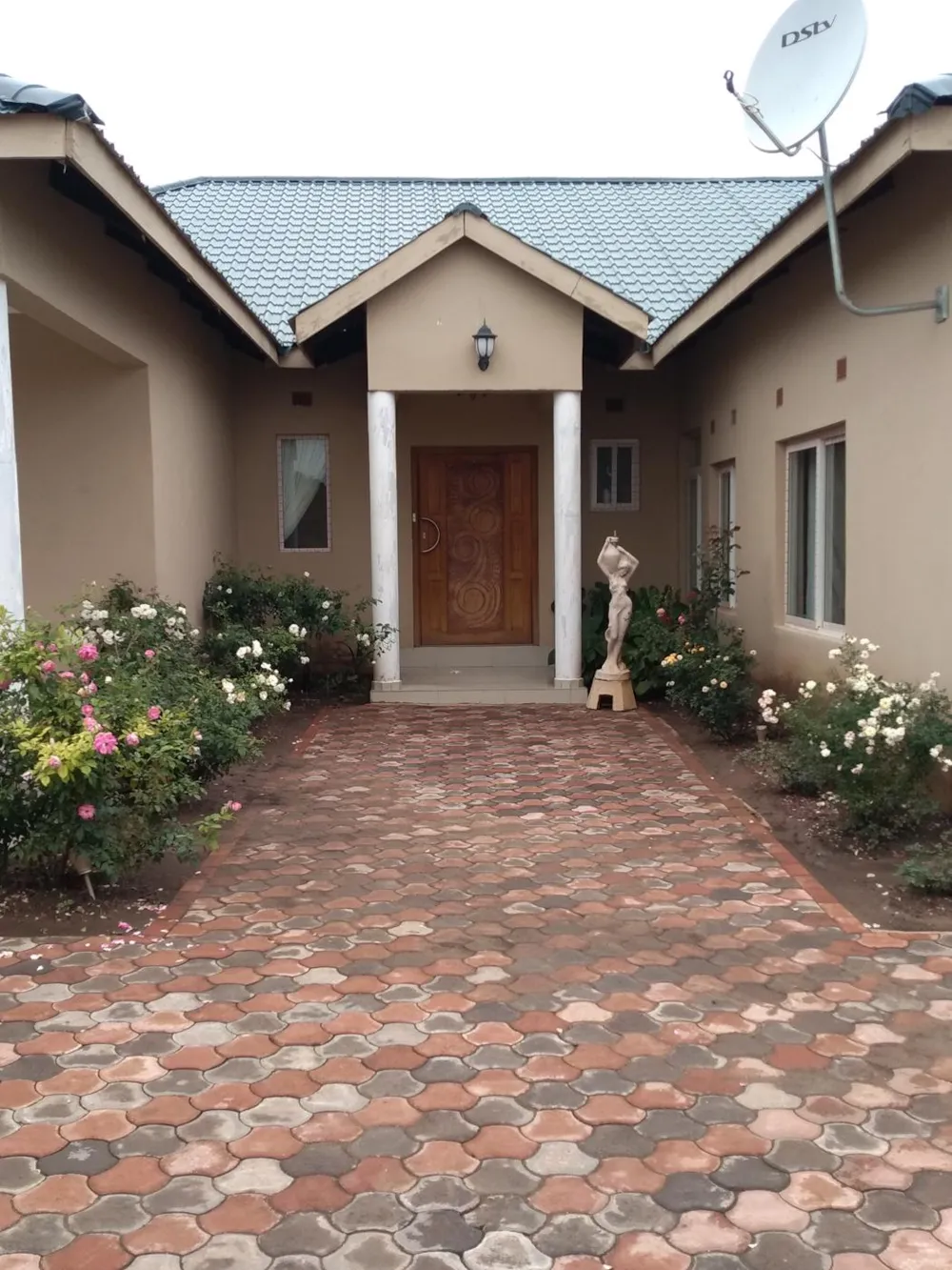 House to rent in Ibex Hill, Zambia - 3ZA1610432 House to rent in Ibex Hill, Zambia - 3ZA1610432