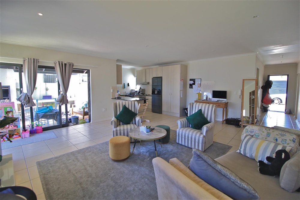 House let in Plattekloof - 1PLA1717427 House let in Plattekloof - 1PLA1717427