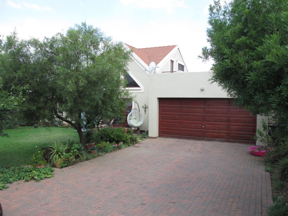 Cluster to rent in Broadacres - FYL1724010 Cluster to rent in Broadacres - FYL1724010