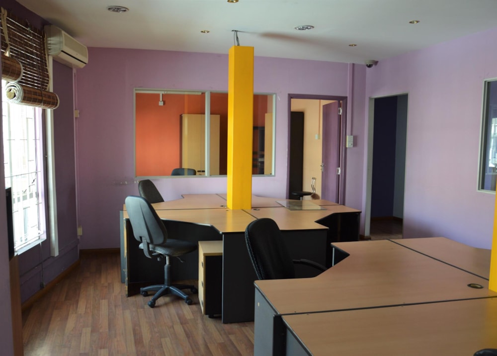 Commercial office to rent in Quatre Bornes, Mauritius - MUR1418273 Commercial office to rent in Quatre Bornes, Mauritius - MUR1418273