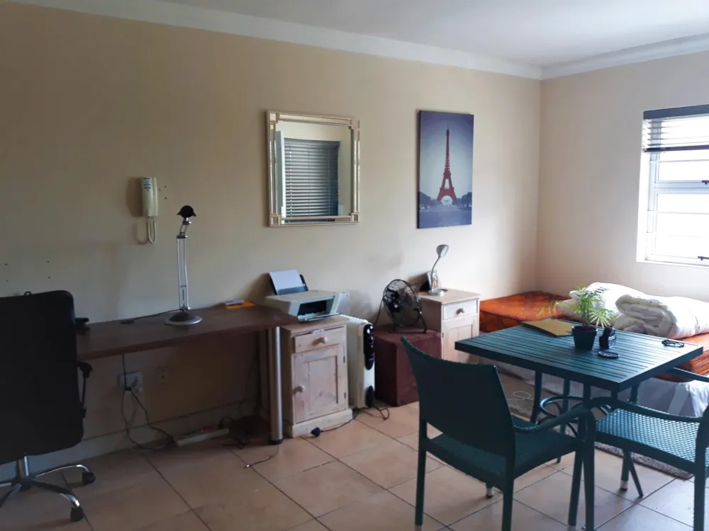 Bachelor apartment let in Stellenbosch Central - STL1713479 Bachelor apartment let in Stellenbosch Central - STL1713479